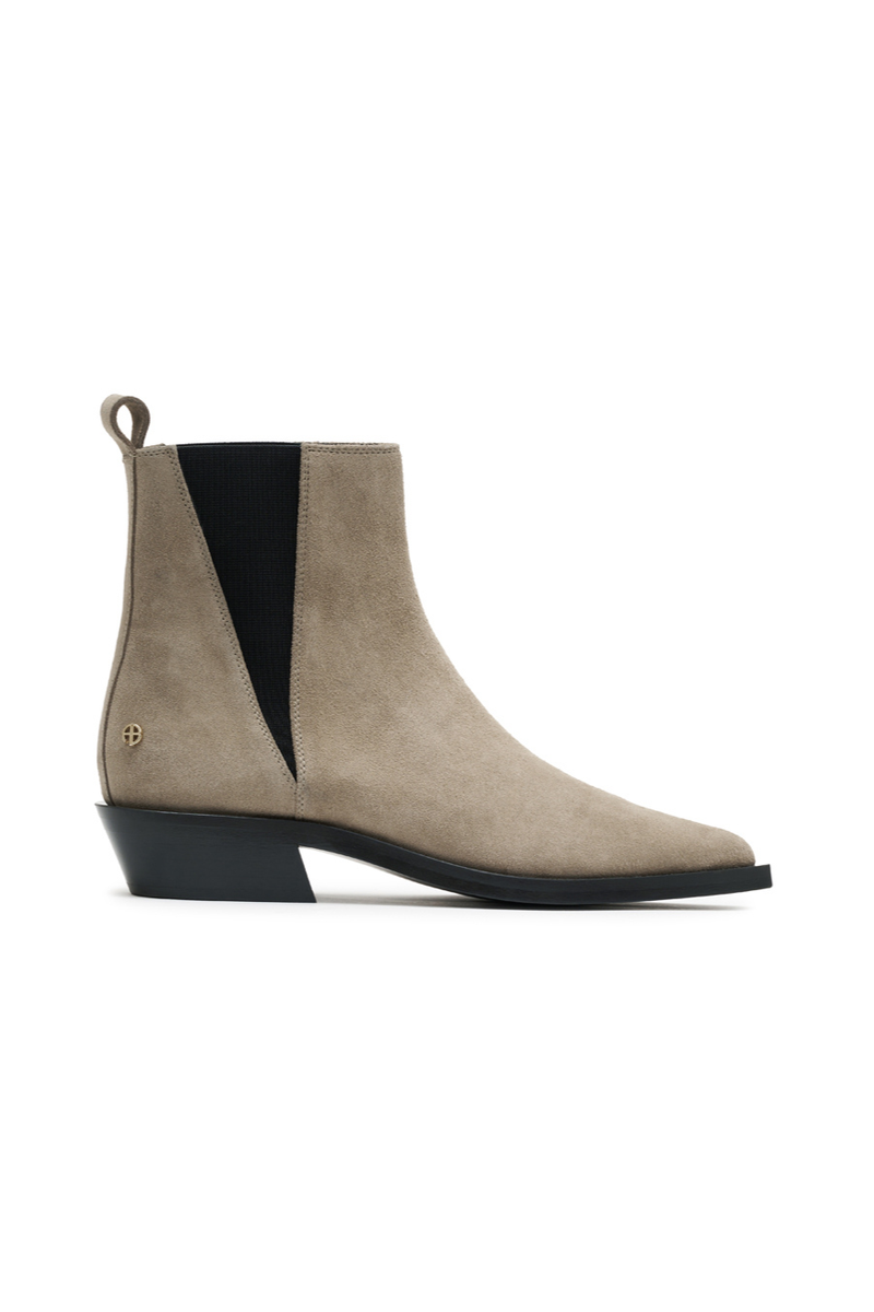 Bekah Flat Boots Taupe Suede