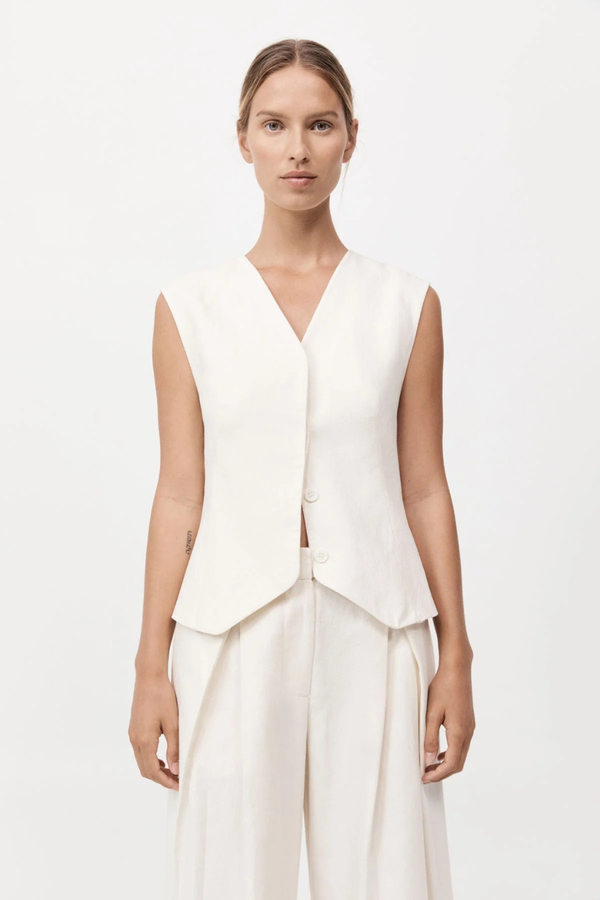 Minimal Tailored Vest Ivory