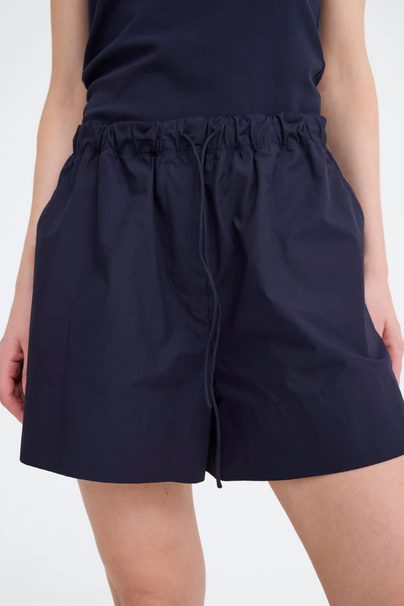 Mira Short Darkest Navy