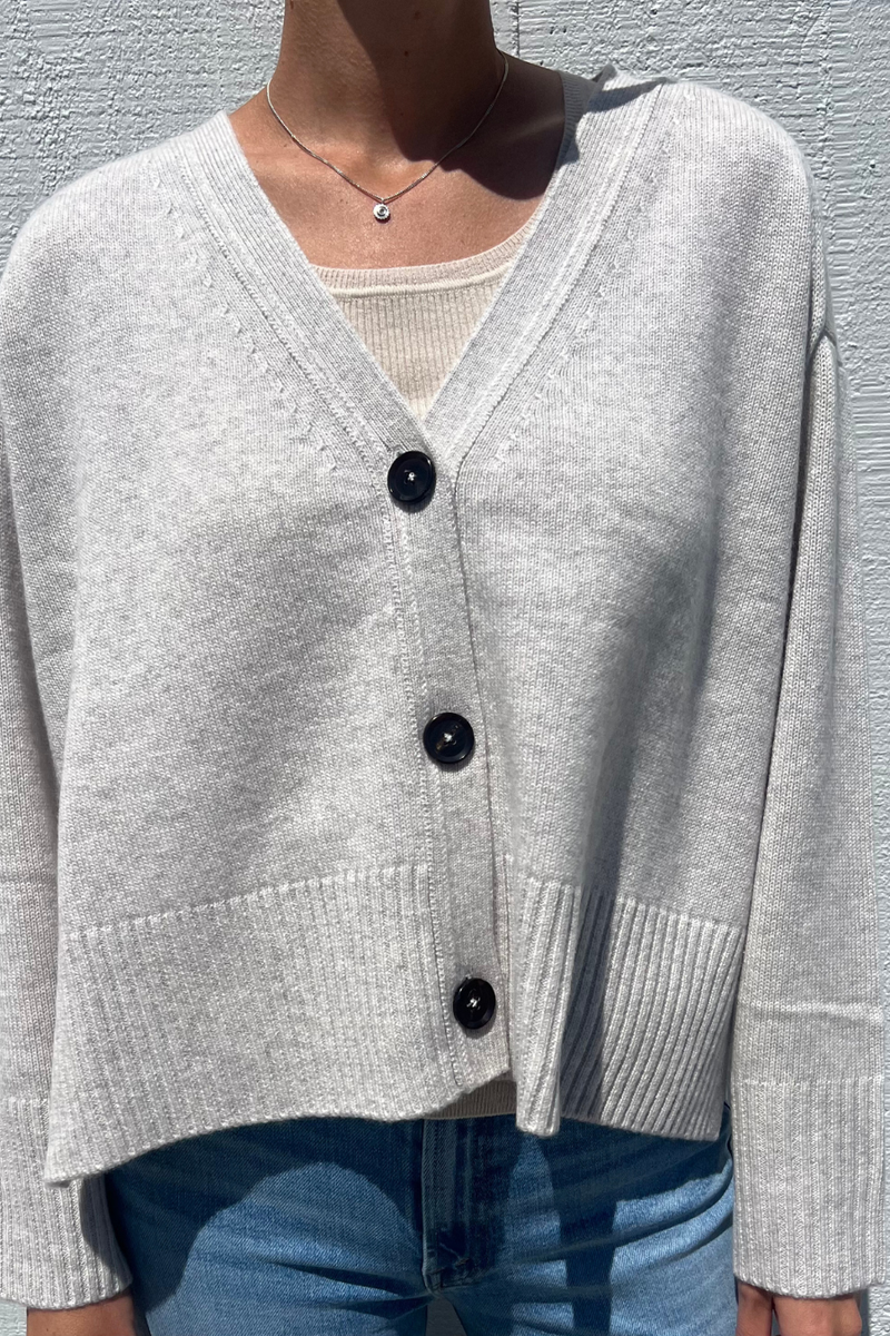 N99W Cardigan Frost