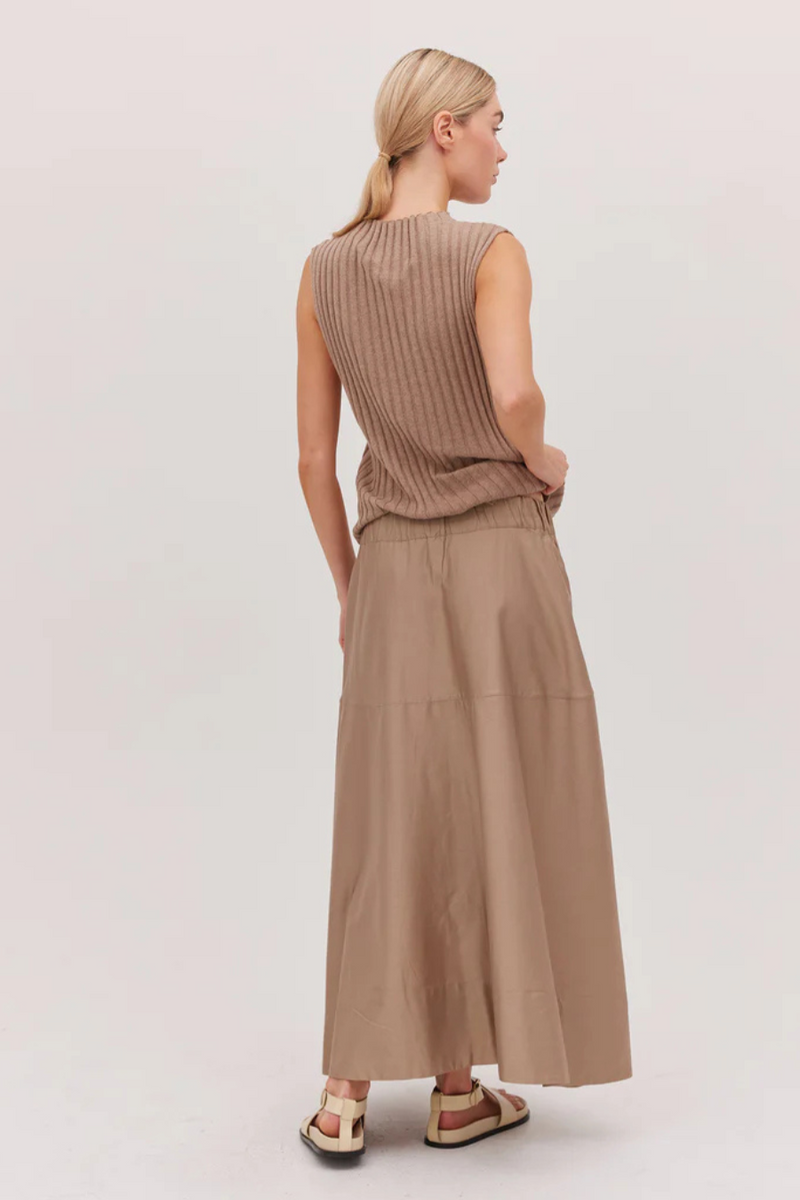 The Maxi Skirt Praline