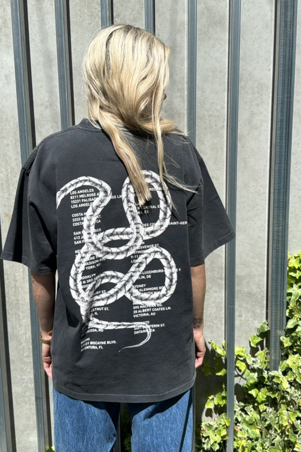 Kent Tee Twisted Snake Washed Charcoal