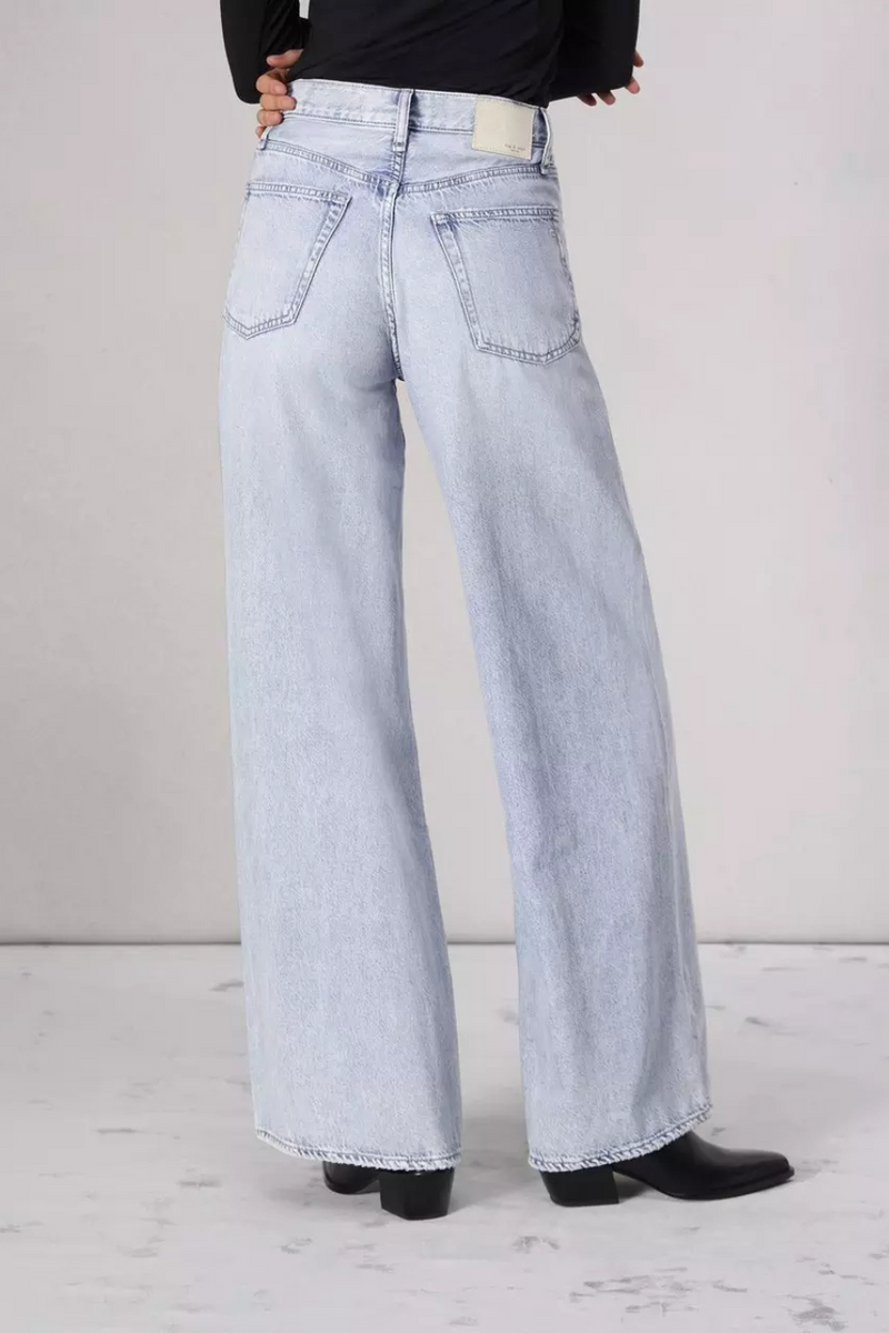 Featherweight Sofie High Rise Jean Kierra