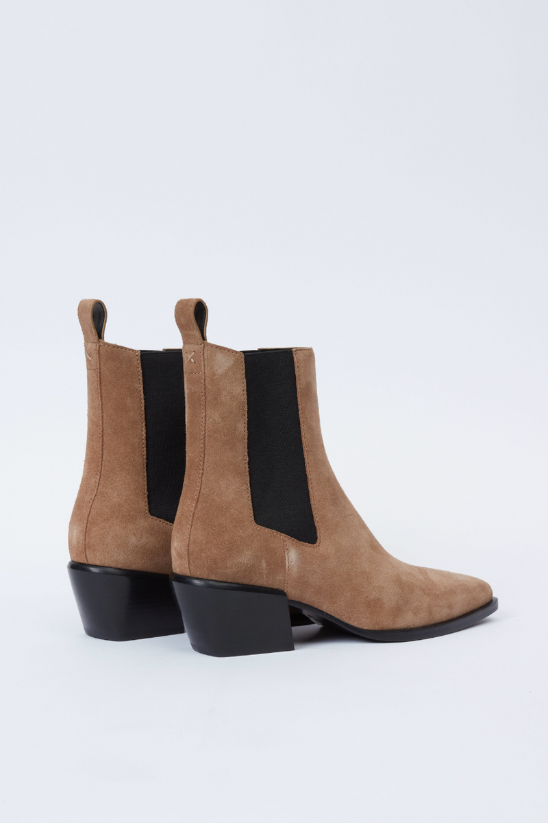 Joni Chelsea Boot Camel Suede