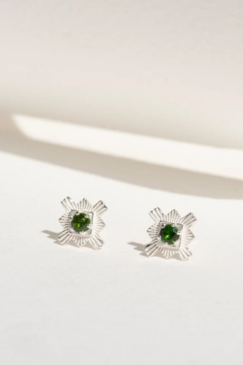 Inka Studs Silver - Chrome Diopside