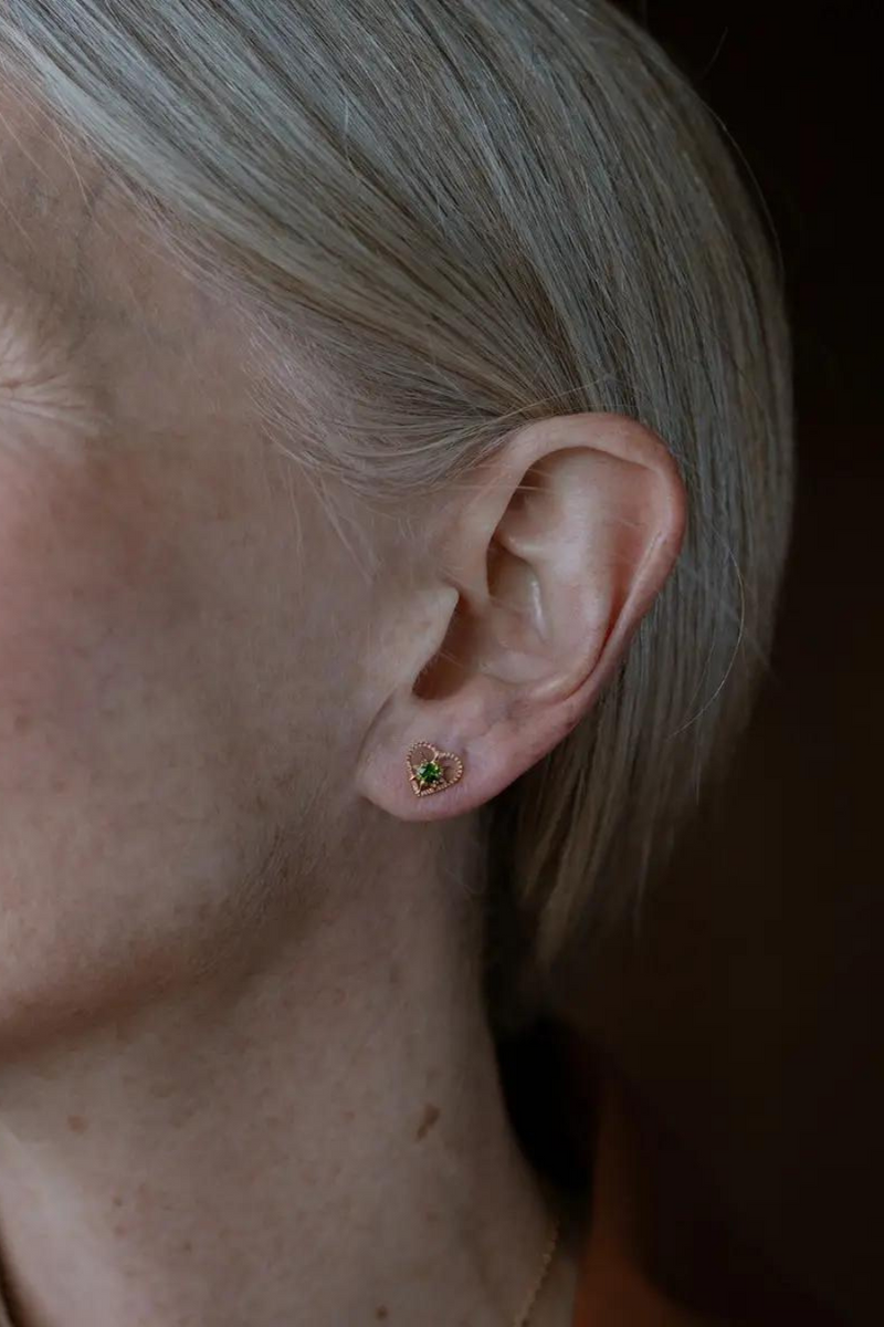 Kind Heart Earrings Gold - Chrome Diopside