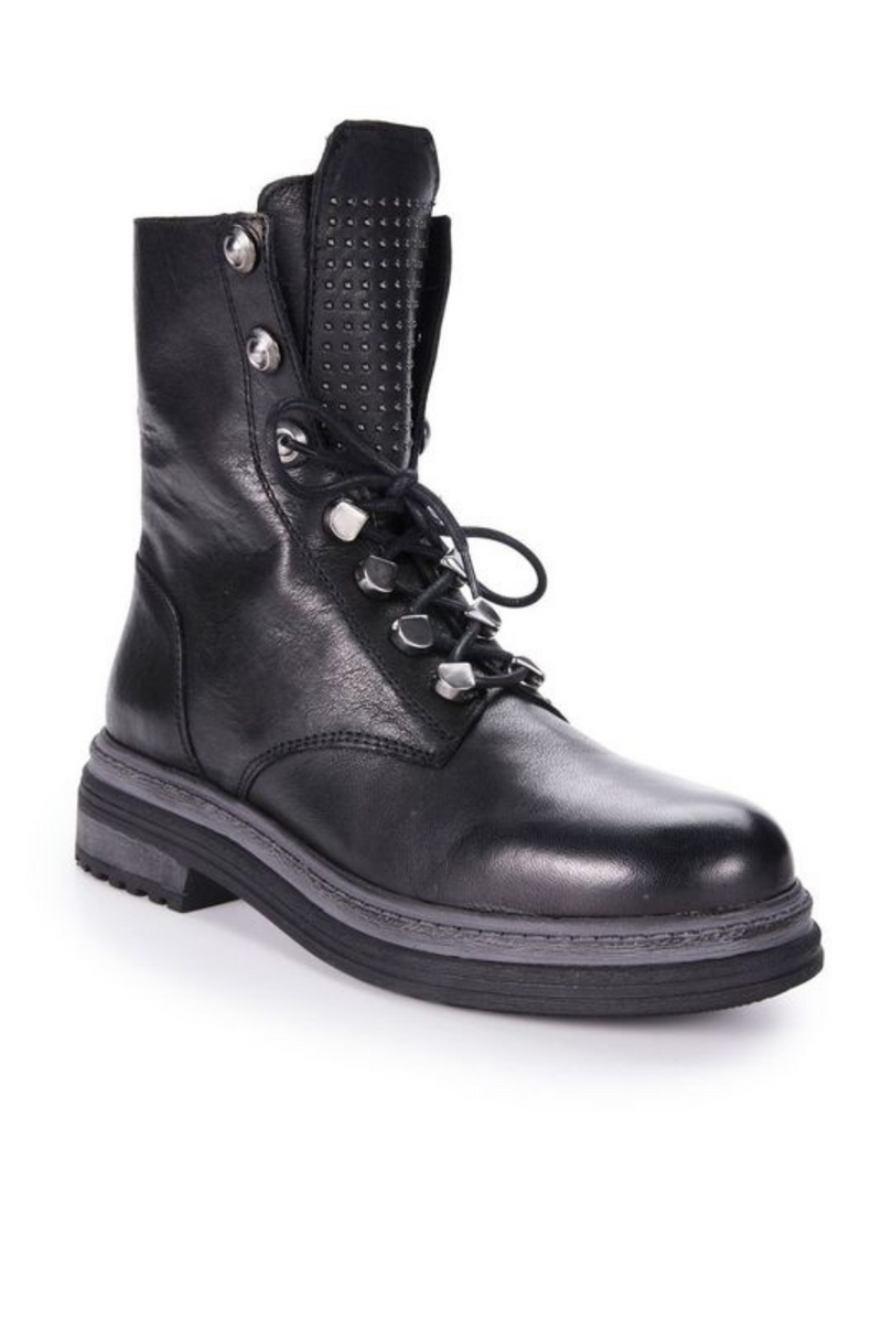 Superstud Boot Black