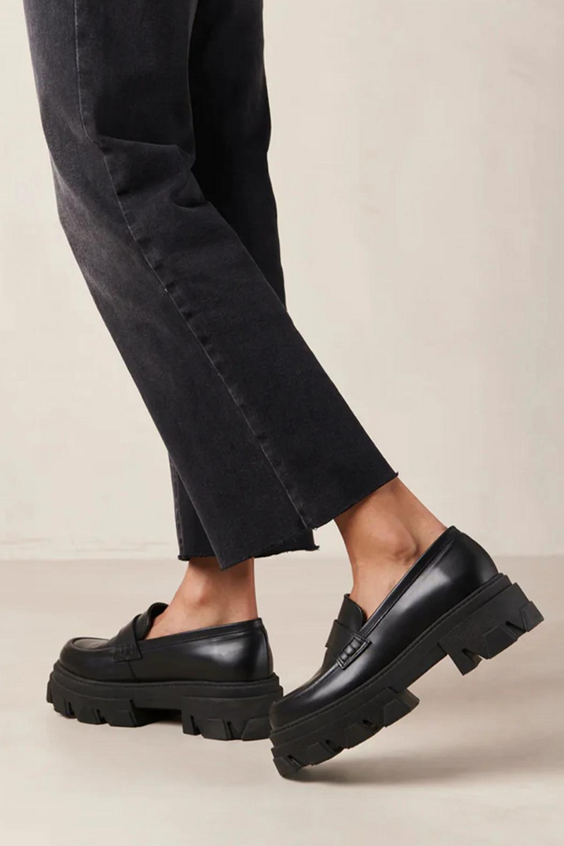 Trailblazer Leather Loafer Black