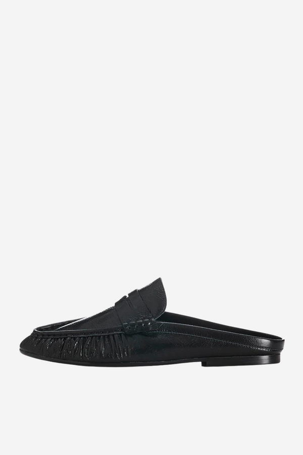 Ivy Black Oily Leather