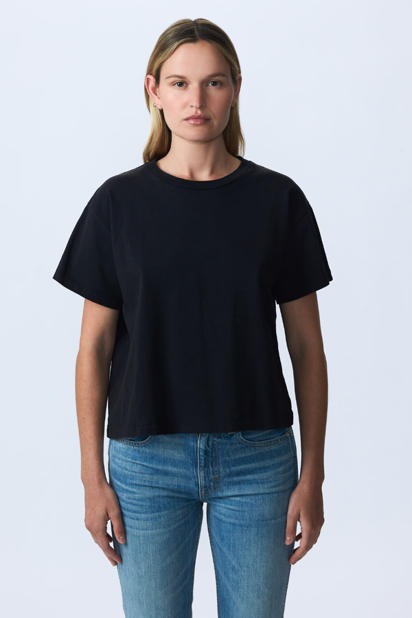 Square Tee Raven