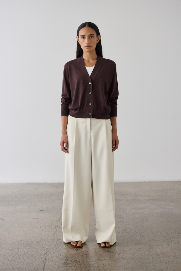 Merino V-Neck Cardigan Dark Bordeaux