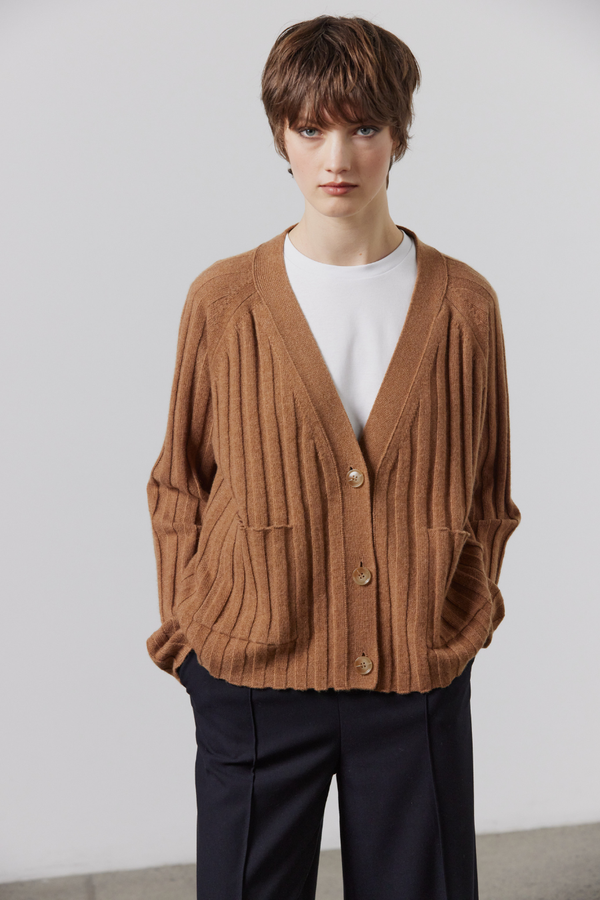 Lizzie Ribbed Cashmere Cardigan Tan