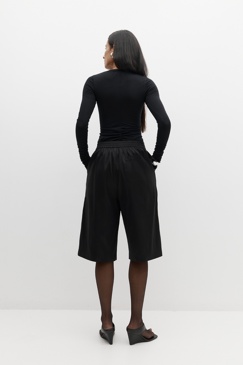 Merino Ruched LS Tee Black