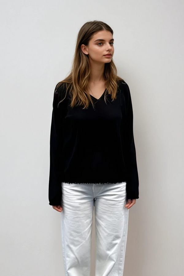 Jessie V-Neck Sweater Black