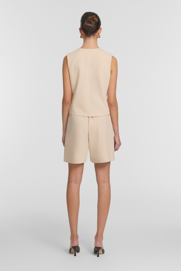 Acapella Vest Almond