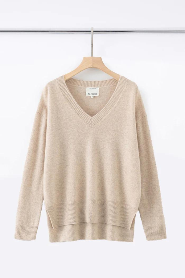 N.21 100% Cashmere Oversized High Low V Neck Champagne