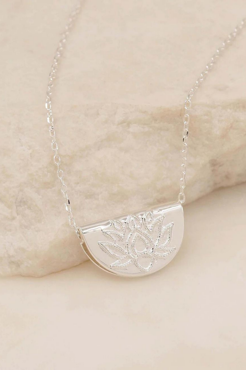 Silver Lotus Short Necklace